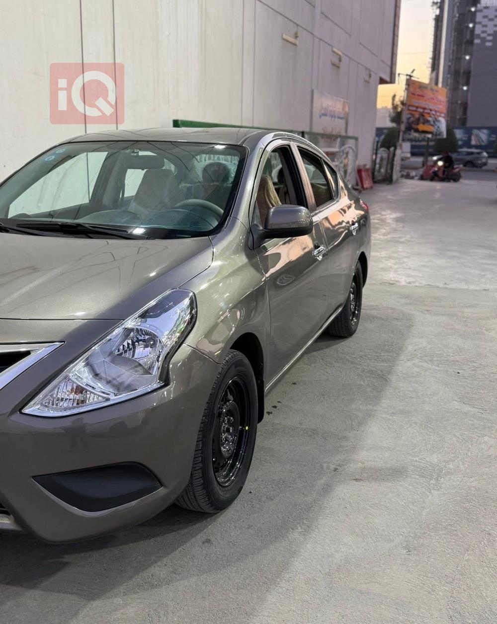 نیسان ڤێرسا